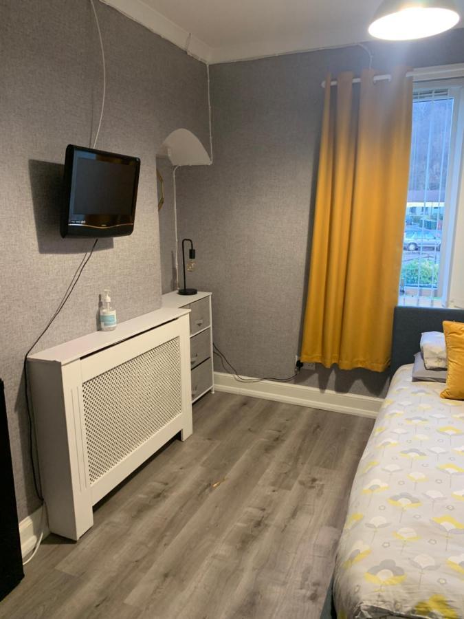 Nevis Rooms - Self Check In With Free Onsite Parking Inverlochy Dış mekan fotoğraf